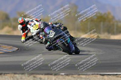 media/Dec-17-2022-SoCal Trackdays (Sat) [[224abd9271]]/Turn 7 Set 1 (1125am)/